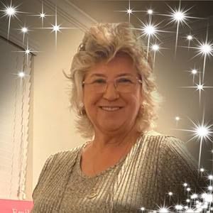 Meet your Posher, Deborah